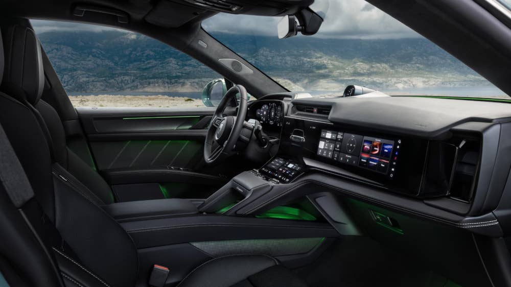Porsche Cayenne Electric Cockpit