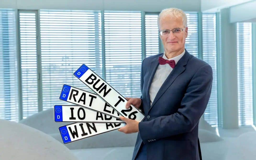 Ralf Bochert mit Kfz-Kennzeichen