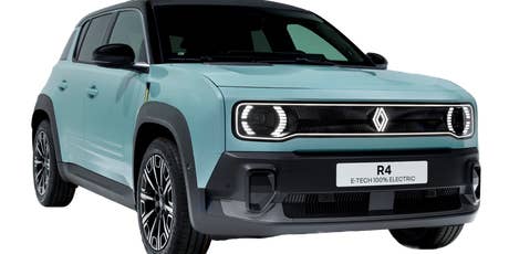 renault-4-e-tech-seitlich-vorn-hellblau