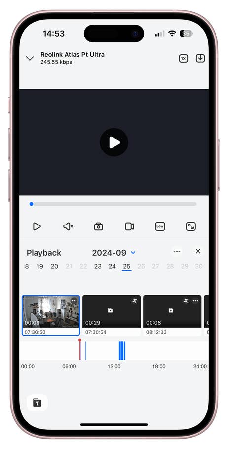 Benutzeroberfläche der Reolink Atlas Pt Ultra App mit Wiedergabeoptionen und Videotimeline.