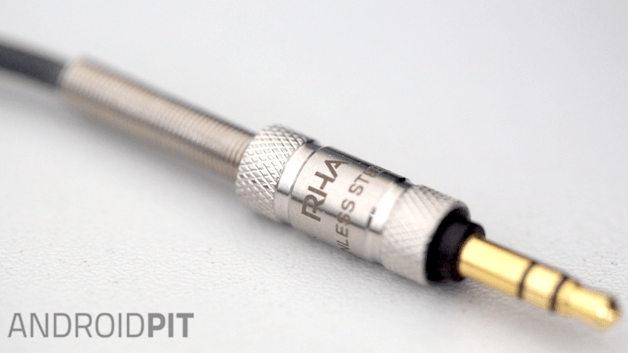 rha t10 in ears test01