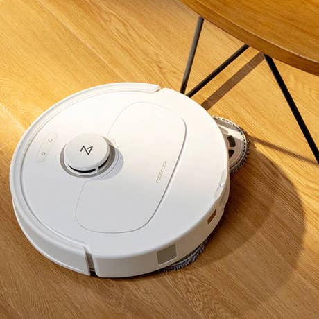 Foto: Saug-wisch-roboter Roborock Qrevo Plus