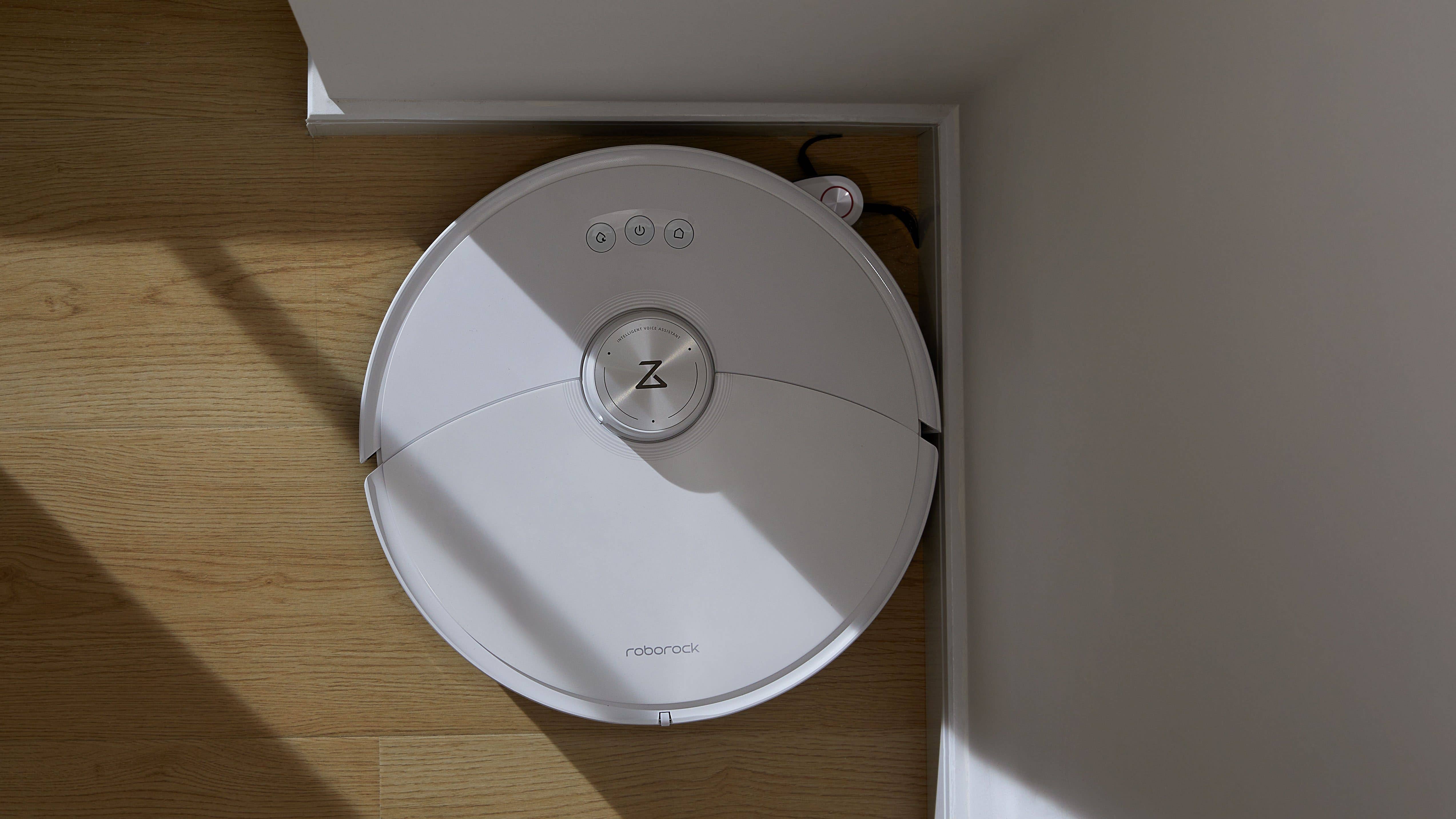 Roborock S8 MaxV Ultra mit ausfahrbarer Bürste