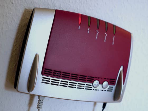 Nutzt der Nachbar heimlich Euer WLAN? So prüft Ihr es