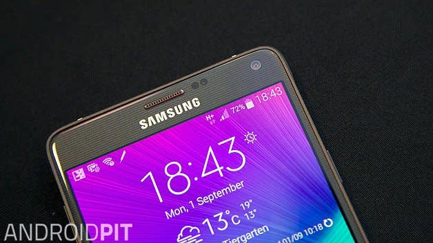 samsung galaxy note 4 top closeup