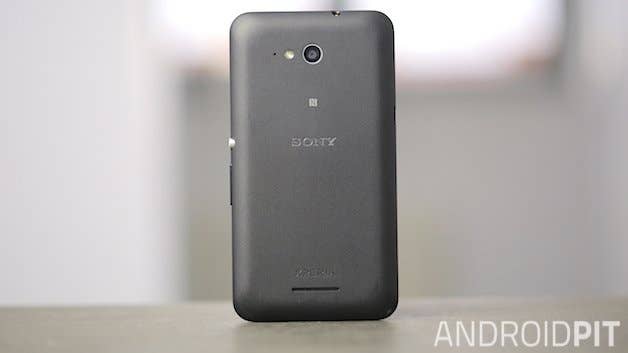 sony xperia e4 g back