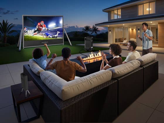 Passend zur Fußball-WM: Dieser Beamer ist die neue Superlative