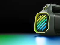 Der soundcore Boom 2 Plus verfügt über eine LED-Beleuchtung