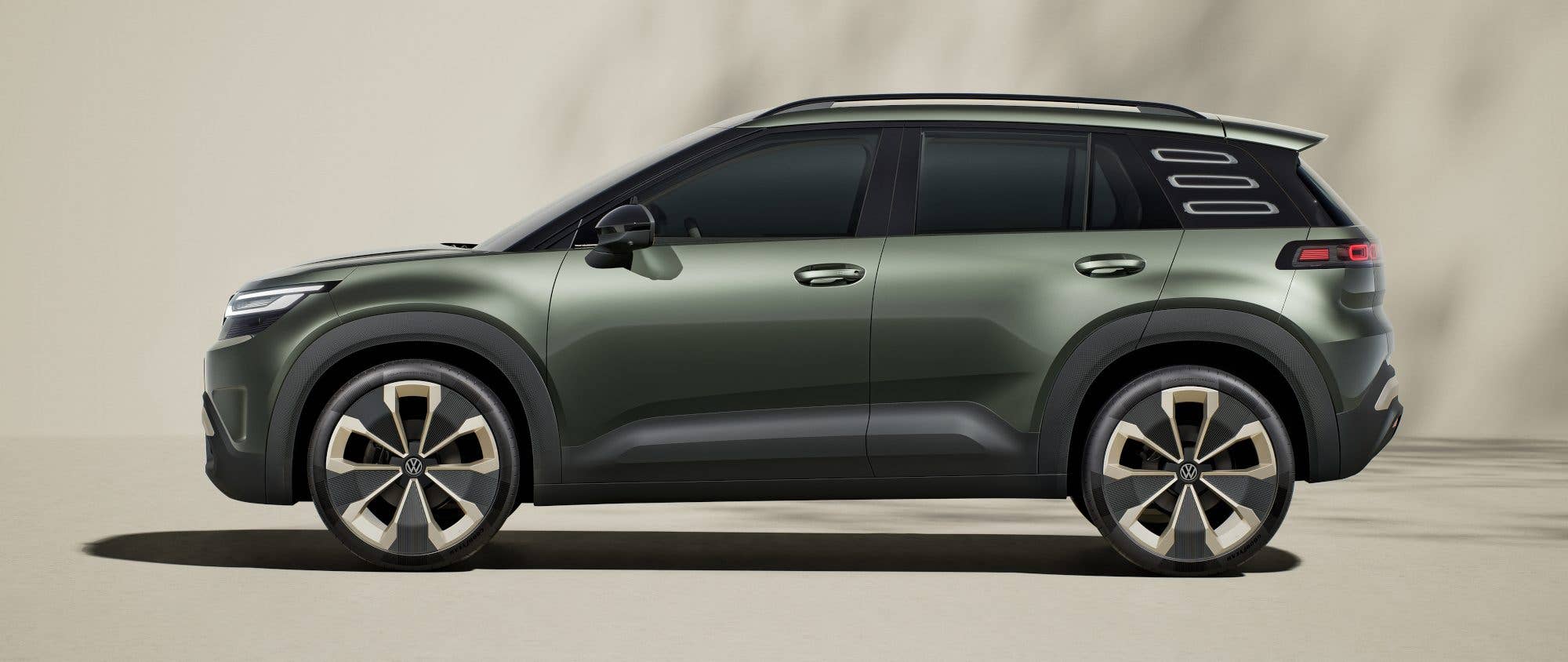 VW ID. Cross Concept in der Seitenansicht.