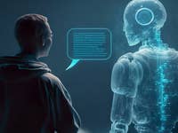 Mensch und künstliche Intelligenz nebeneinander