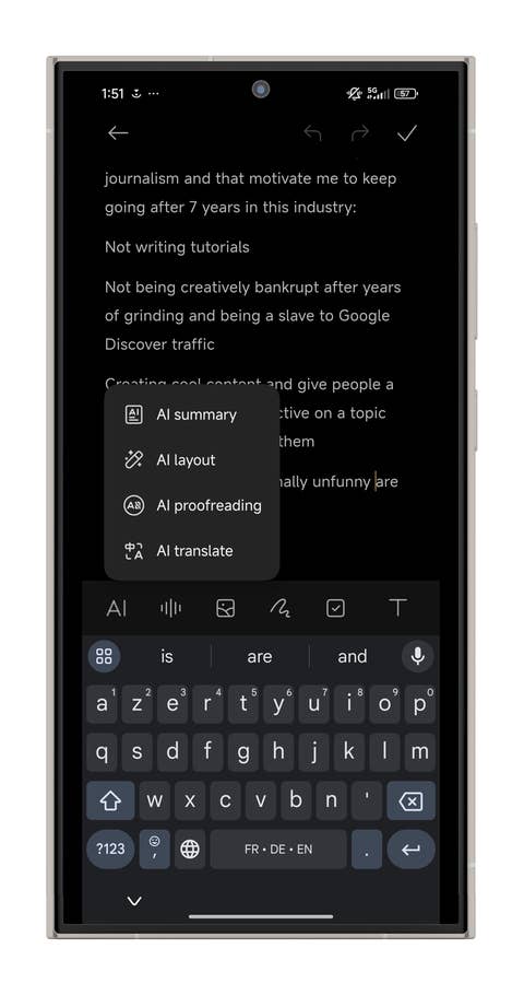 Ein Screenshot von einem Xiaomi-Smartphone, der die KI-Notizen-Funktion von HyperOS zeigt.