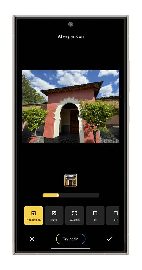 Screenshot zeigt, wie man unter HyperOS das KI-Expansion-Feature nutzt.