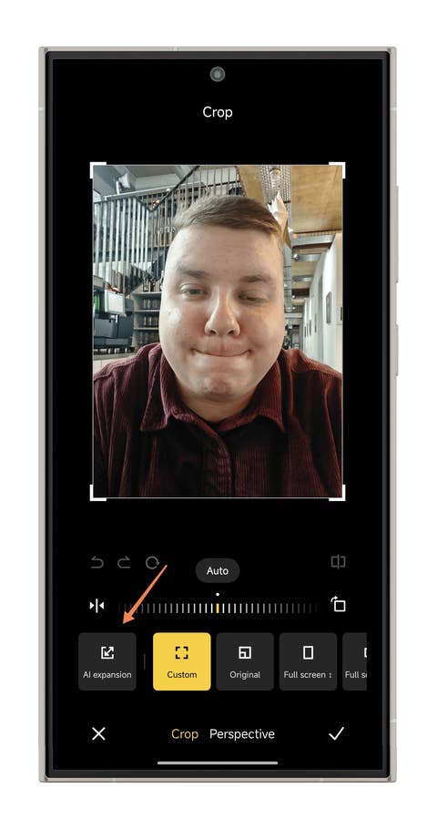 Screenshot zeigt, wie man unter HyperOS das KI-Expansion-Feature nutzt.