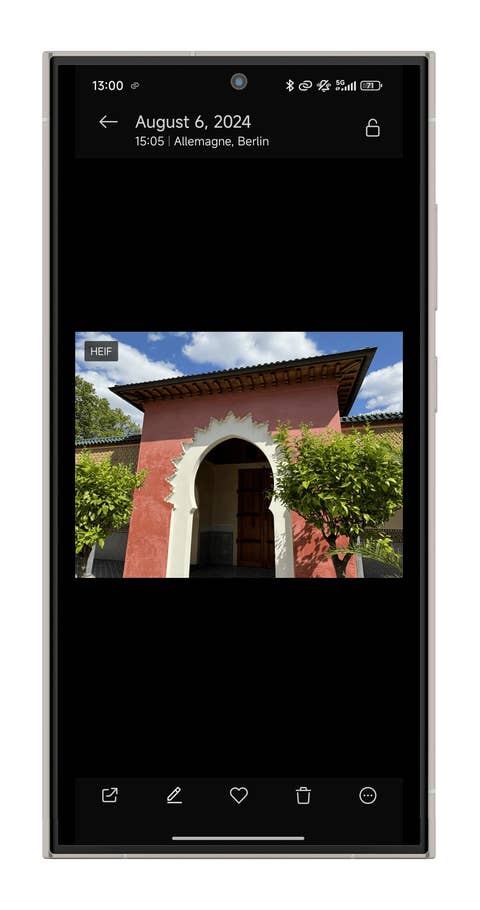 Screenshot zeigt, wie man unter HyperOS das KI-Expansion-Feature nutzt.