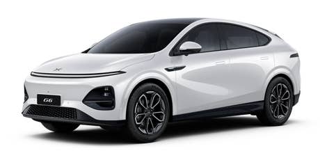 xpeng-g6-2025-seitlich-vorn-weiss